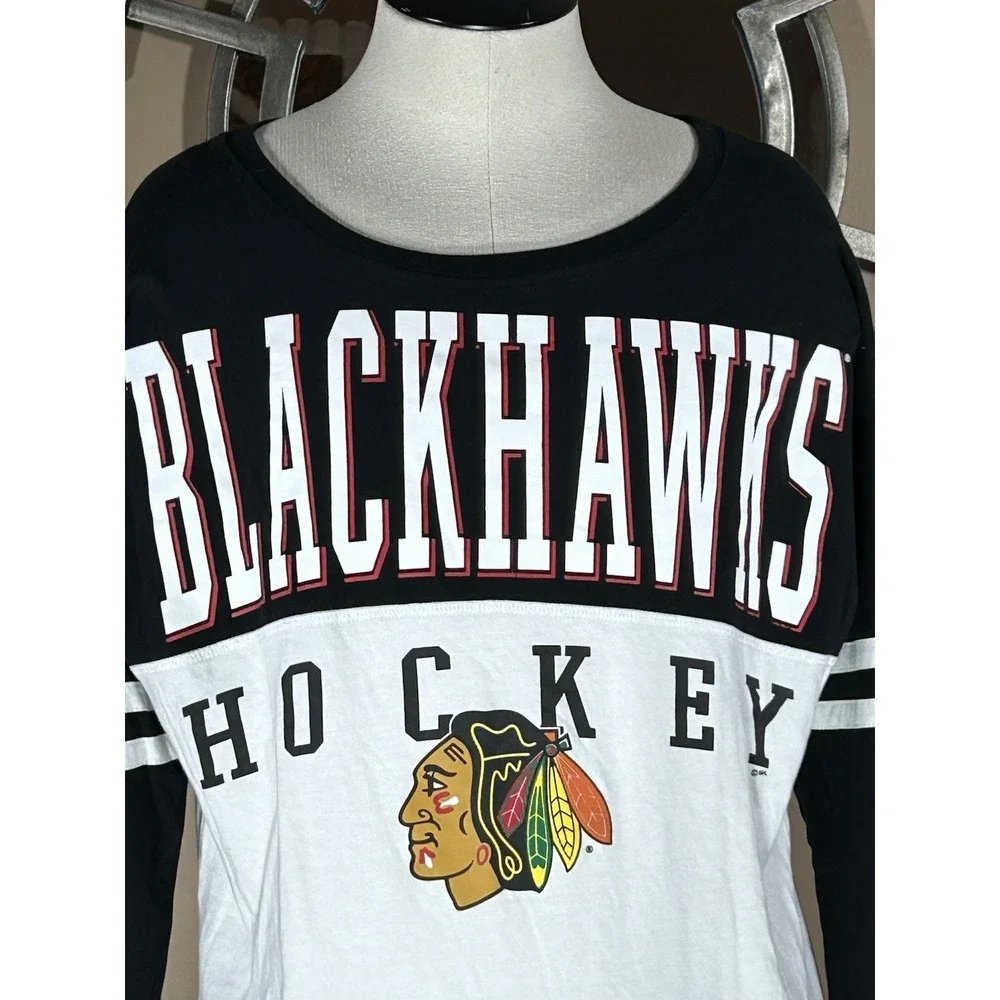 NHL Chicago Blackhawks‎ Women New Era By 5th & Ocean Long Sleeve shirt L 2 Sided